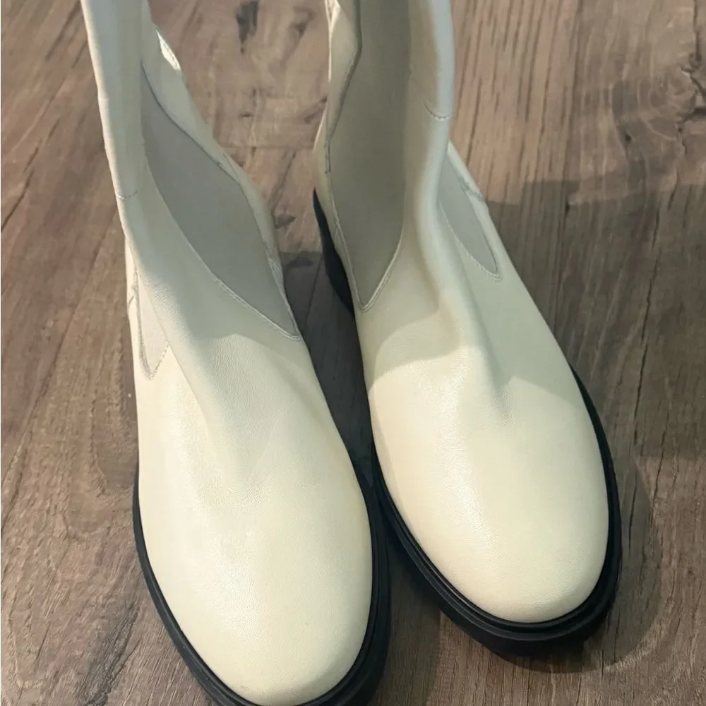 Aeyde Blanca 40mm Round Toe Leather Knee High Boots